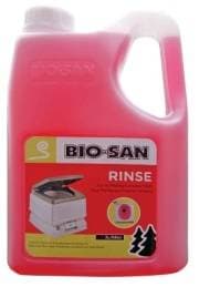 Жидкость для биотуалета BIO-SAN RINSE 2 л. для верхнего бака Жидкость для биотуалета BIO-SAN RINSE 2 л. для верхнего бака